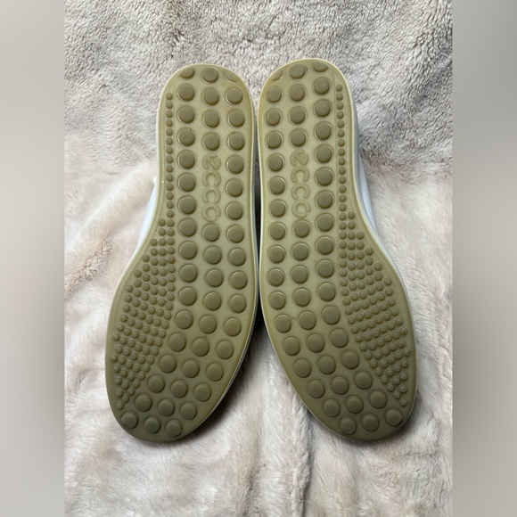 ECCO Women's Soft Tie Fashion Sneaker size 7-7.5 - Picture 6 of 7